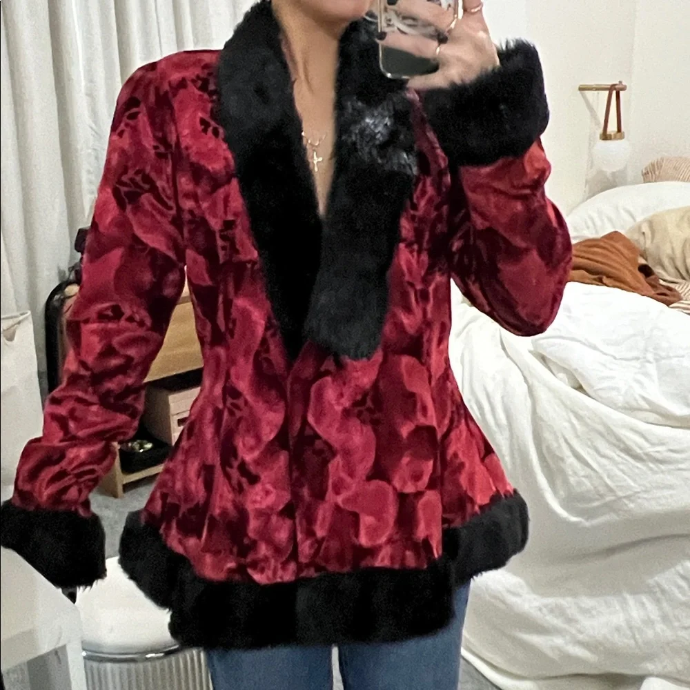 Elegant Custom Made Red Velvet Embossed Jacket w/ Black Furr Accents - Picture 7 of 7